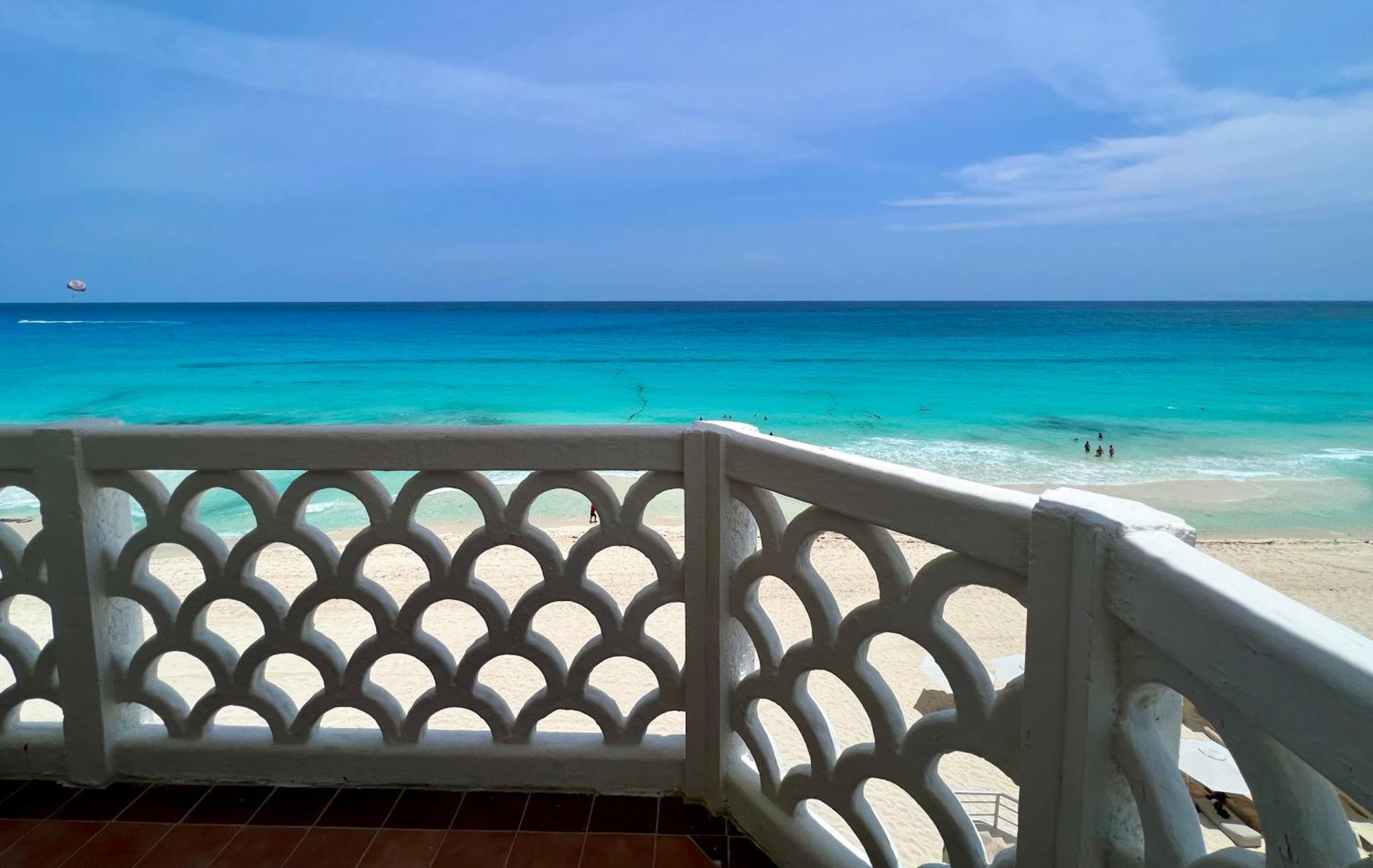 Beachside Apartments カンクン エクステリア 写真